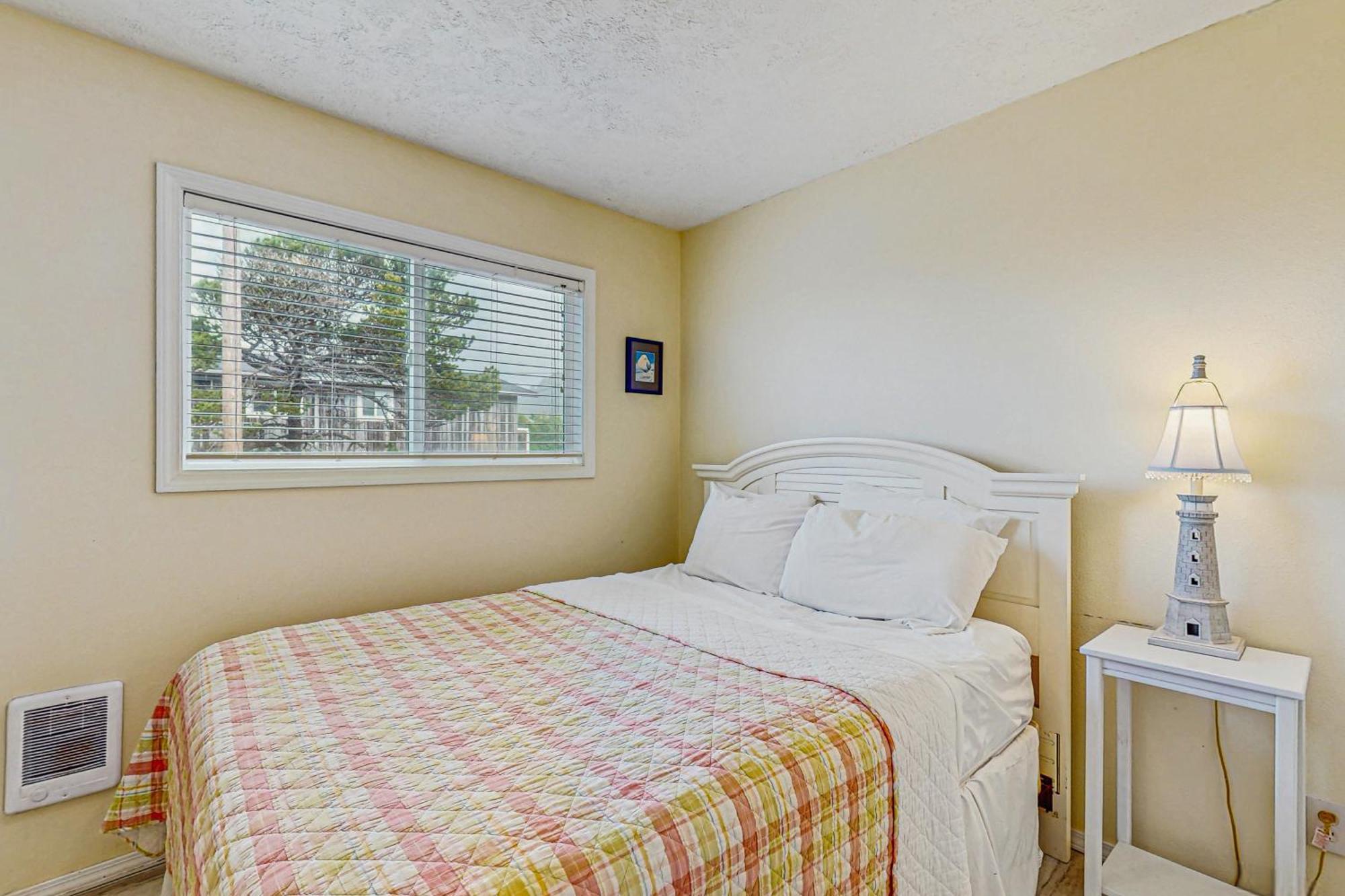 Villa Chris'S Oceanfront Getaway Rockaway Beach Exterior foto